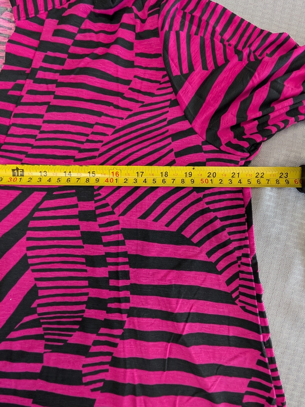 Dear Scarlett Women's Black & Magenta 3/4 Sleeve Lizzy Blouse Sz S,M,L New - Picture 13 of 14